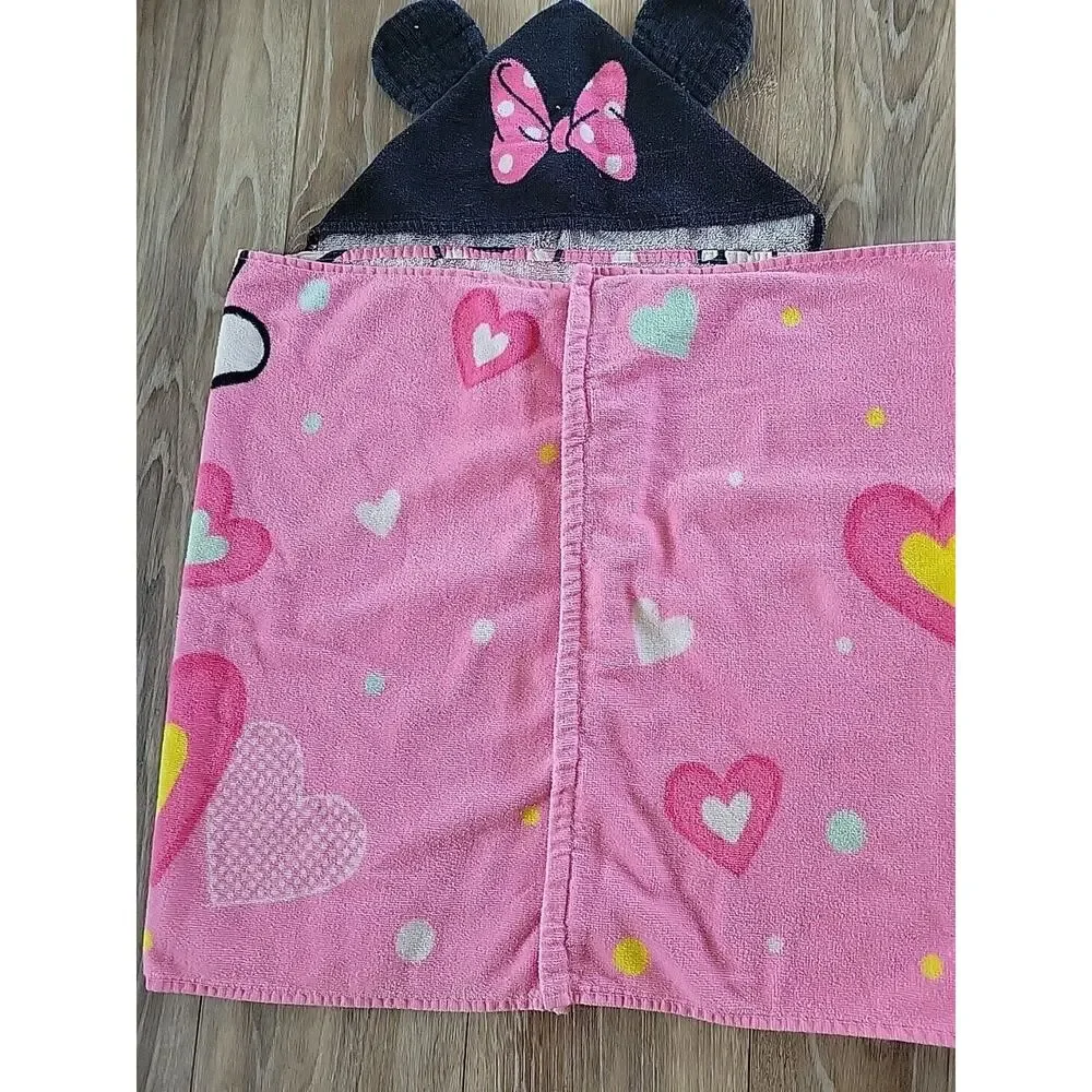 Disney Minnie Mouse Hooded Towel for Baby Or Toddler Beach Or Home Hand Pockets
